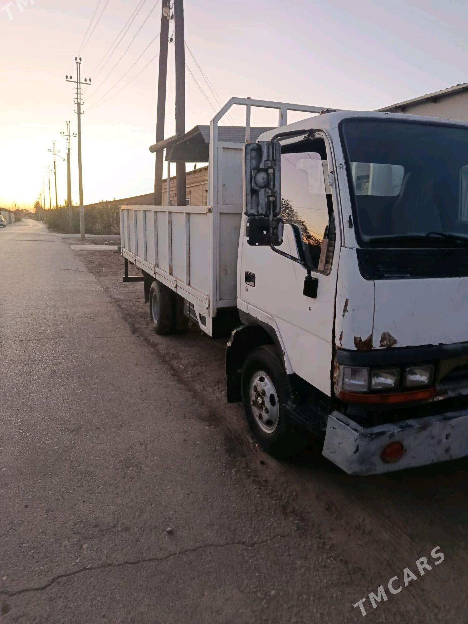 Toyota Dyna 2007 - 105 000 TMT - Чарджоу - img 10