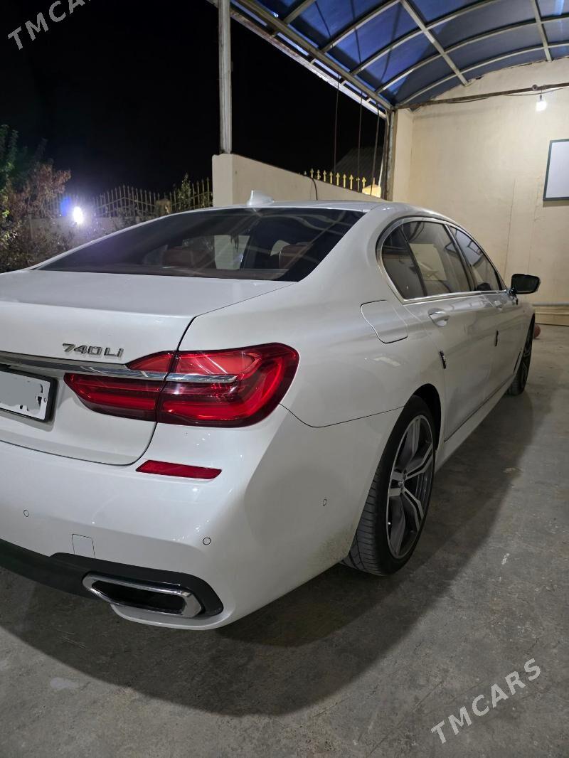 BMW 740 2016 - 750 000 TMT - Бузмеин - img 5