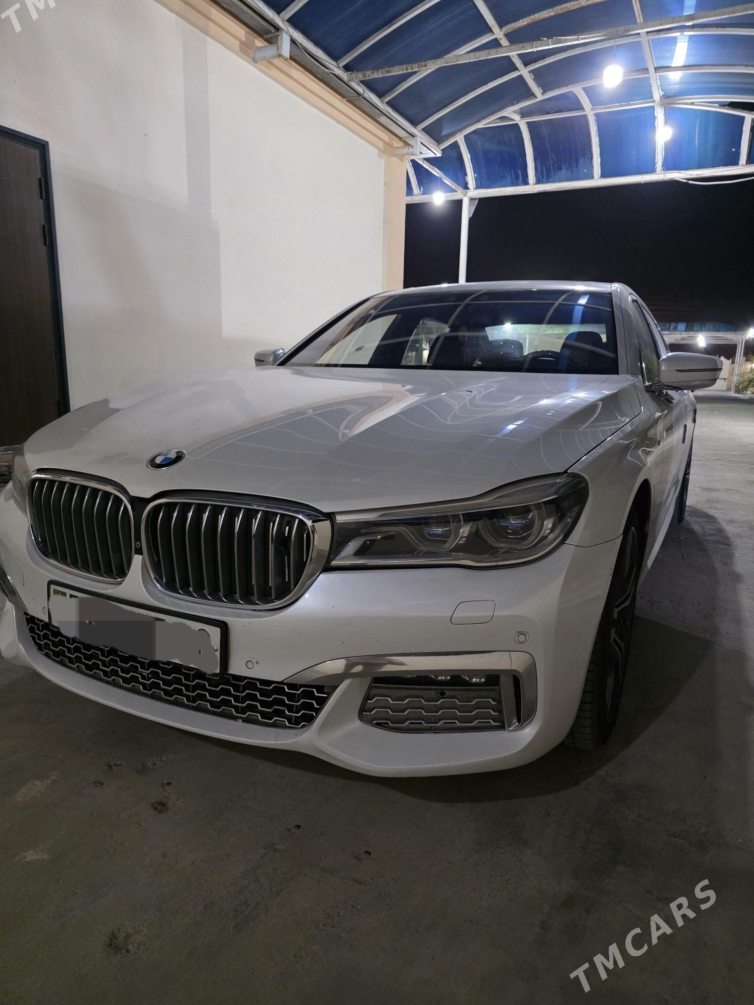 BMW 740 2016 - 750 000 TMT - Бузмеин - img 2