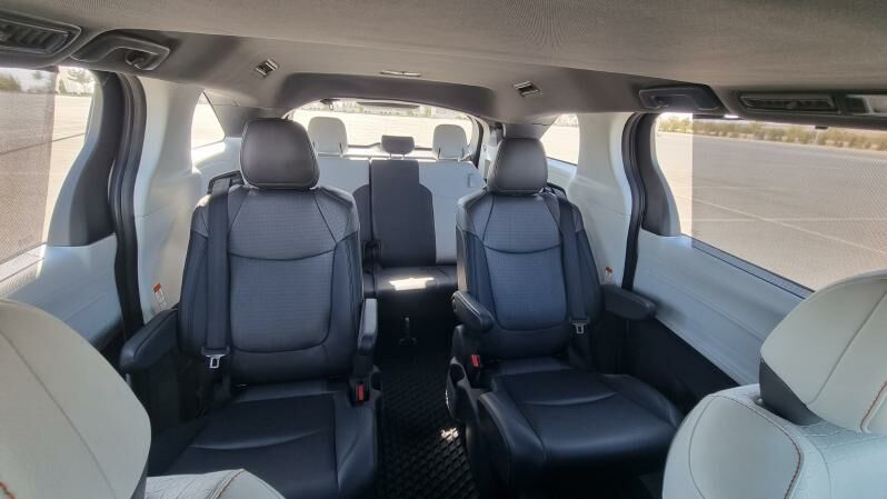 Toyota Sienna 2021 - 625 000 TMT - Ашхабад - img 8