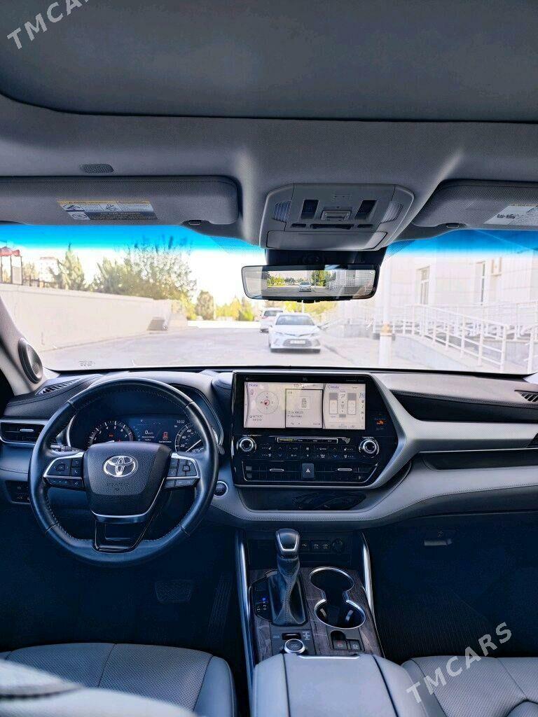 Toyota Highlander 2022 - 620 000 TMT - Bäherden - img 2