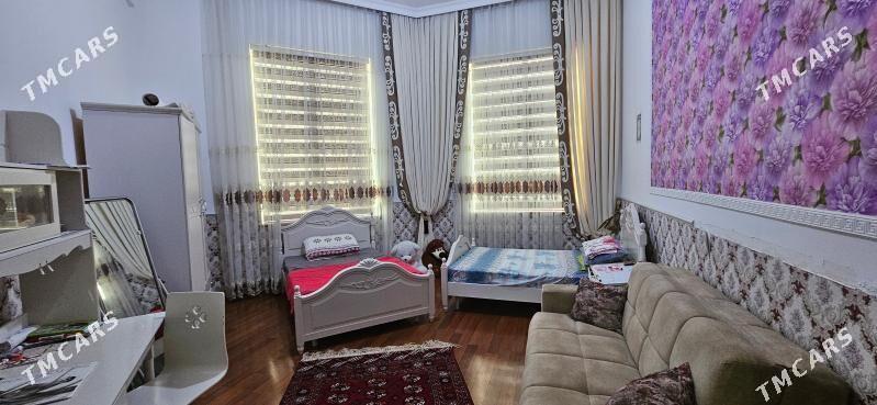 Продаётся элитная квартира - ул. Подвойского (Битарап Туркменистан шаёлы) - img 3