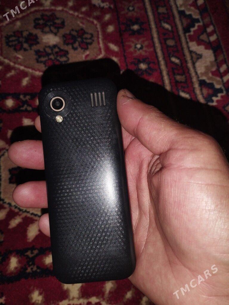 maxfone m68 - Мургап - img 2