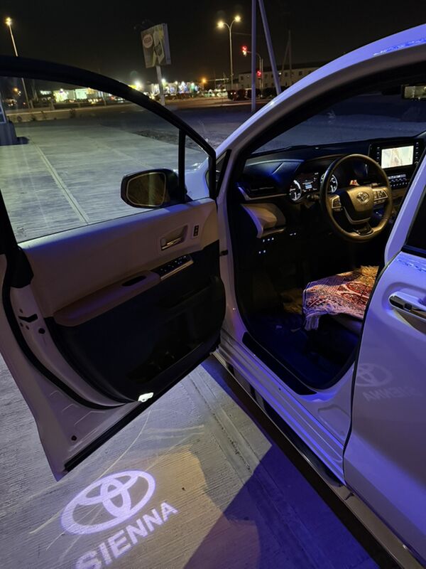Toyota Sienna 2021 - 620 000 TMT - Aşgabat - img 9