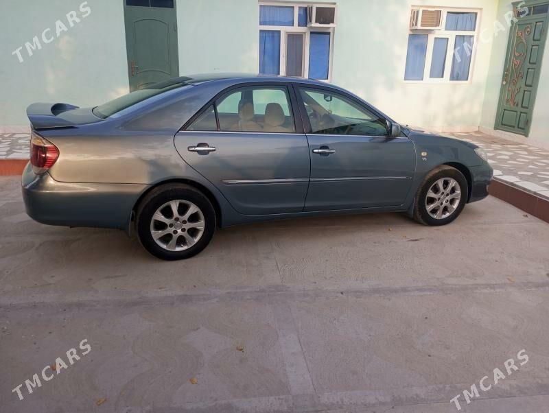 Toyota Camry 2003 - 150 000 TMT - Берекет - img 4