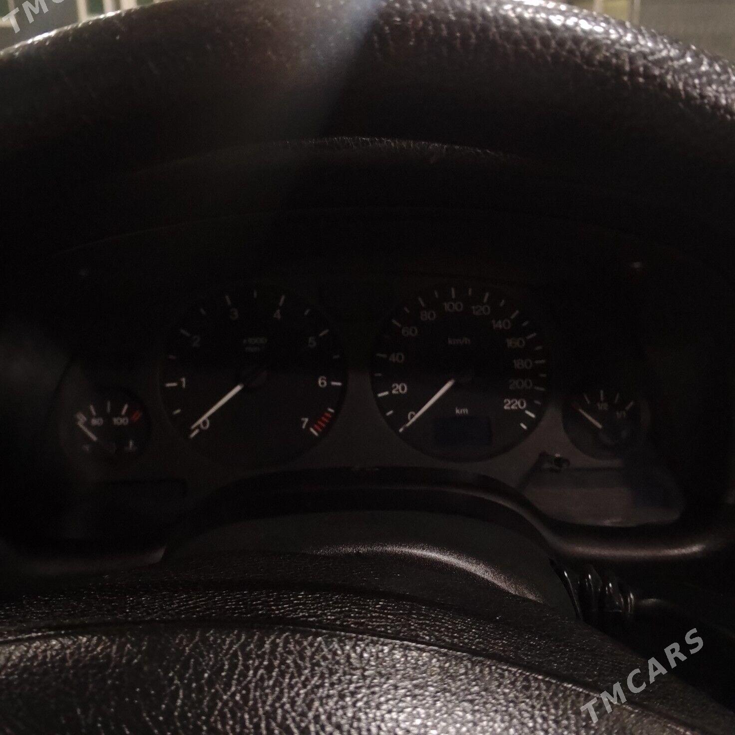 Opel Zafira 2001 - 120 000 TMT - Байрамали - img 7