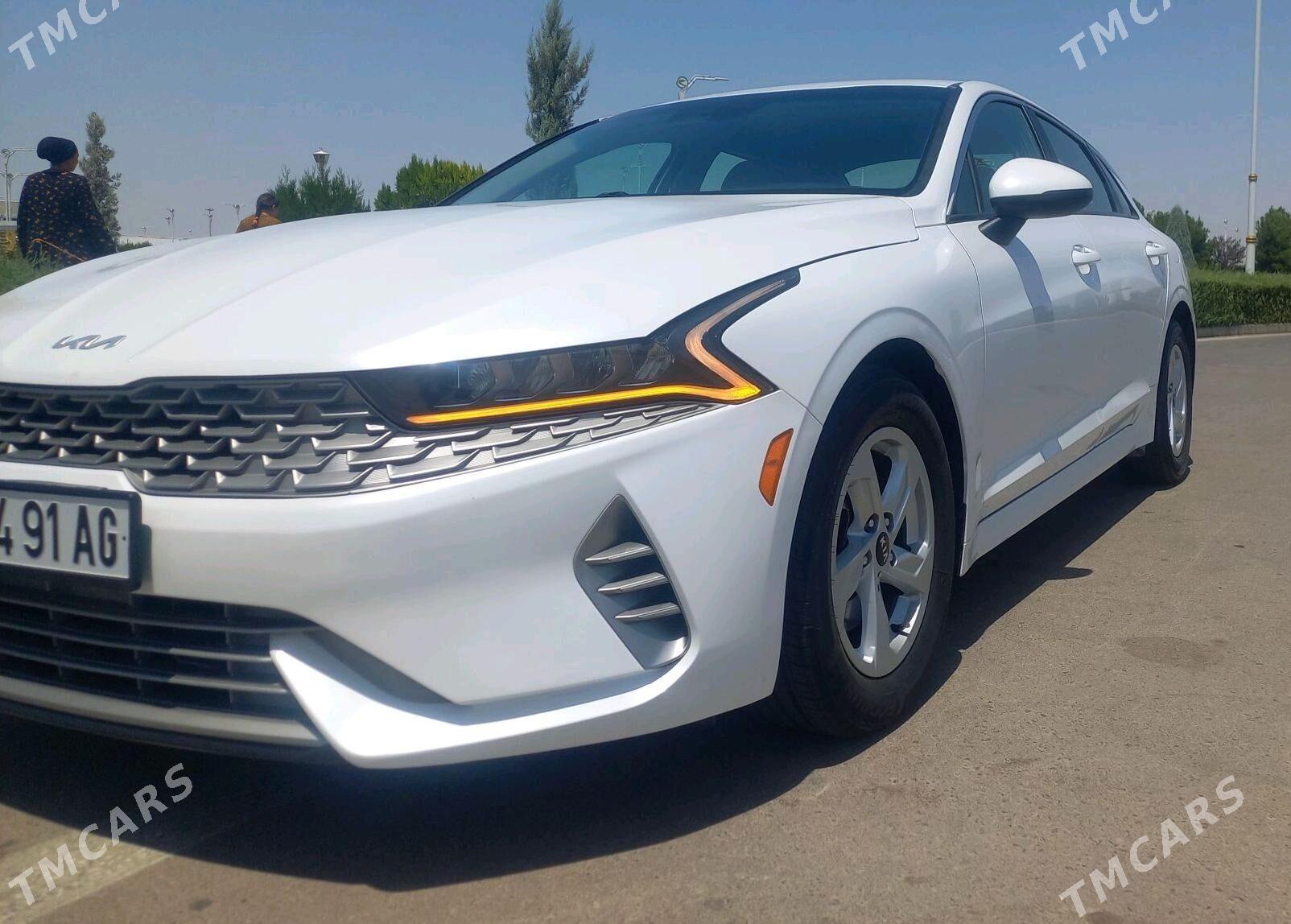 Kia K5 2021 - 240 000 TMT - Hitrowka - img 4