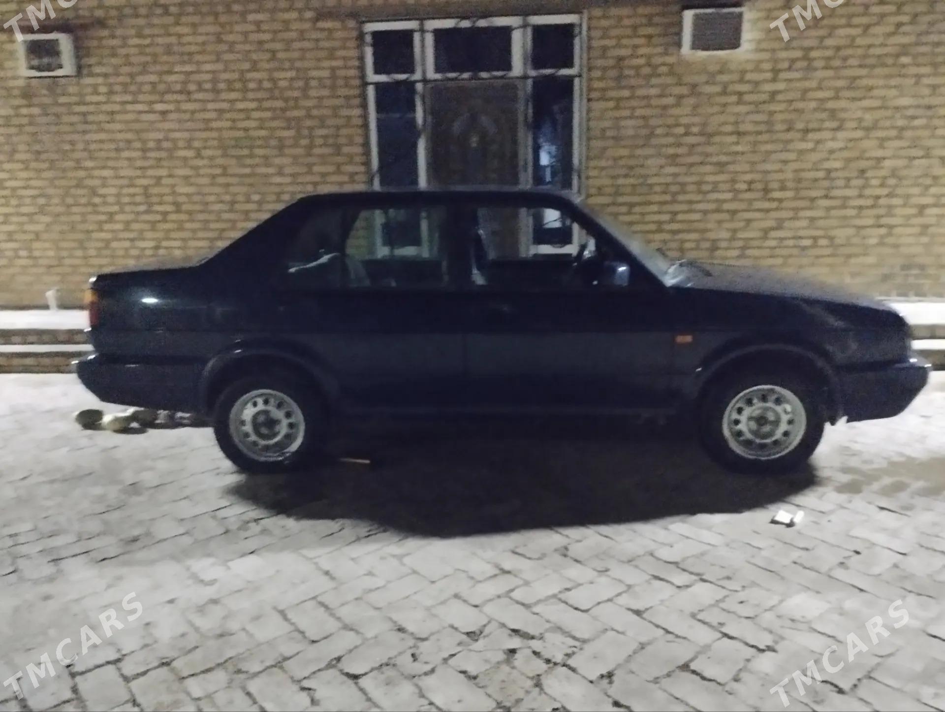 Volkswagen Jetta 1991 - 15 000 TMT - Ýolöten - img 6