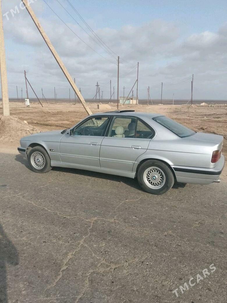 BMW E34 1995 - 60 000 TMT - Balkanabat - img 2