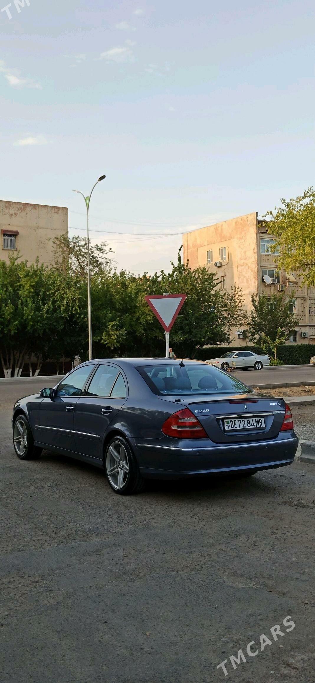 Mercedes-Benz E350 2007 - 195 000 TMT - Мары - img 4