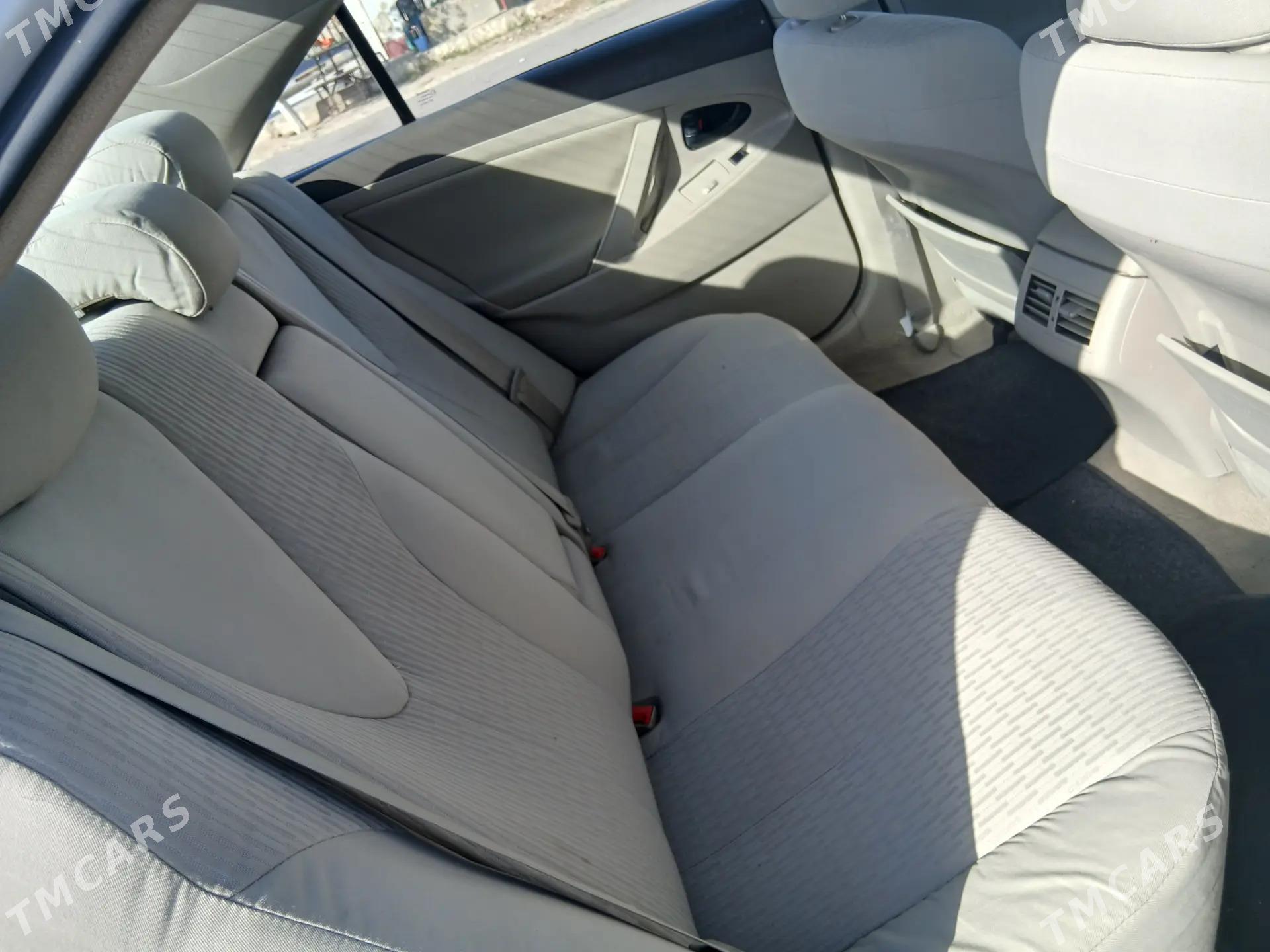 Toyota Camry 2010 - 167 000 TMT - Mary - img 8