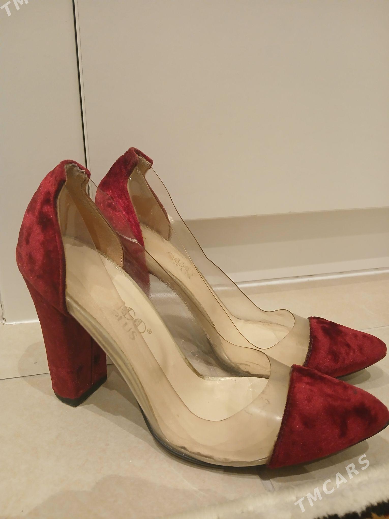 Kovus/Каблуки - Olimpiýa şäherçesi - img 2