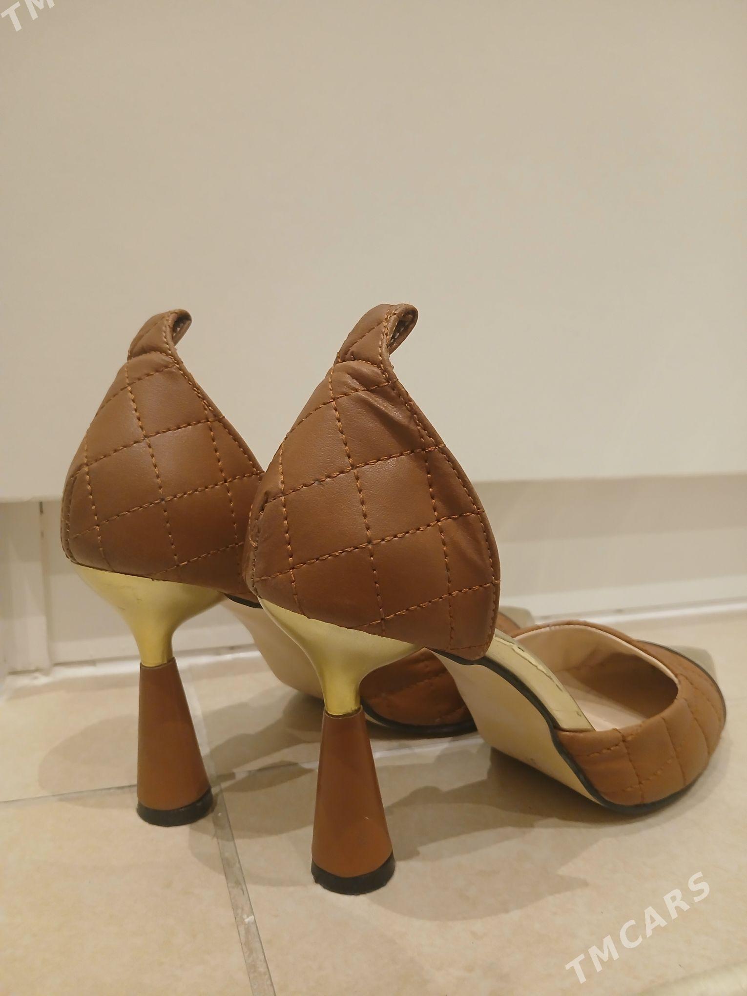 Kovus/Каблуки - Олимпийский городок - img 3