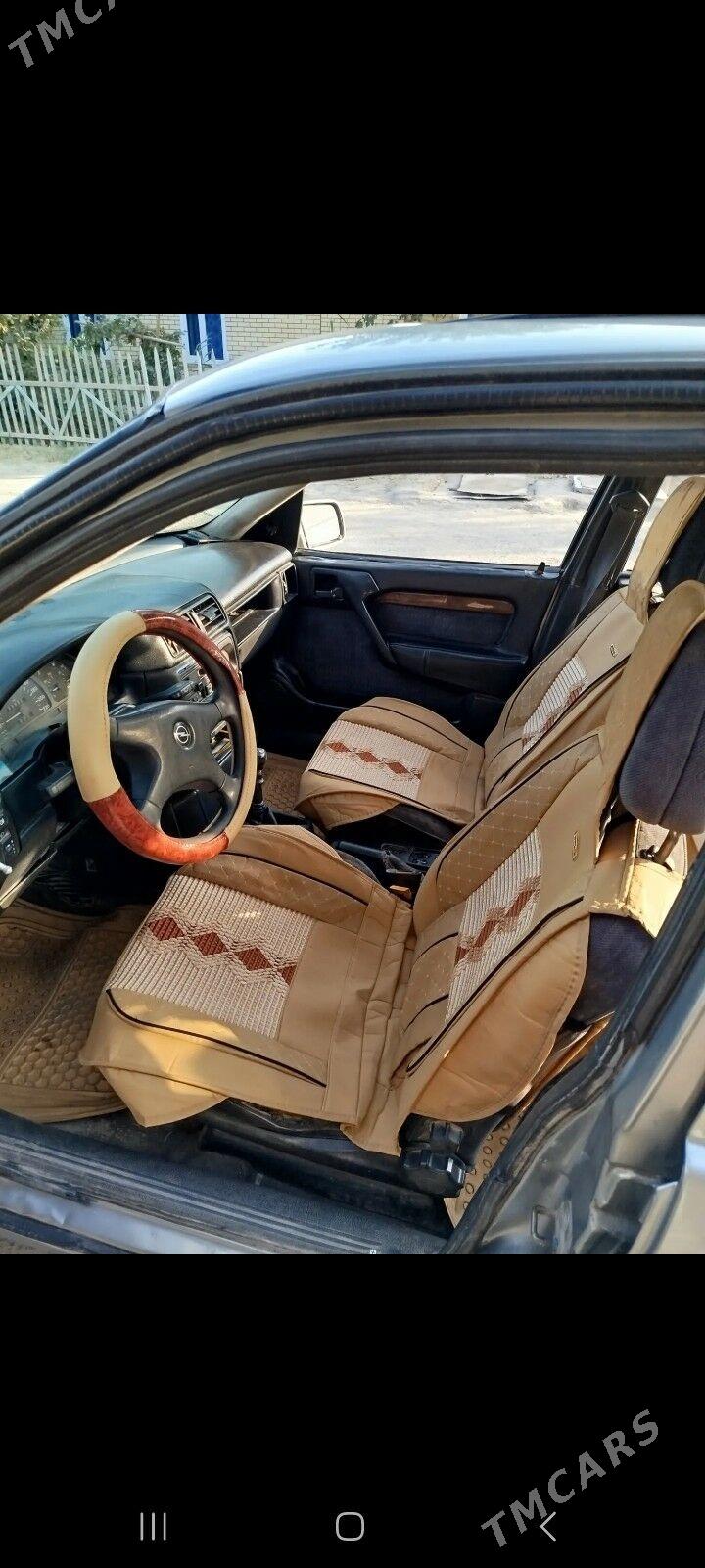 Opel Vectra 1992 - 35 000 TMT - Туркменабат - img 3