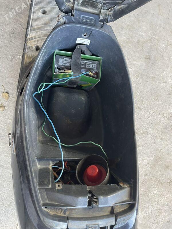 Honda Accord 2009 - 10 000 TMT - Бекреве - img 8