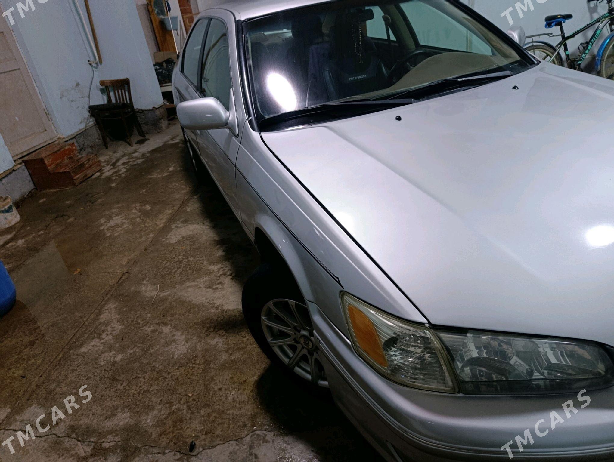 Toyota Camry 2000 - 127 000 TMT - Dänew - img 2