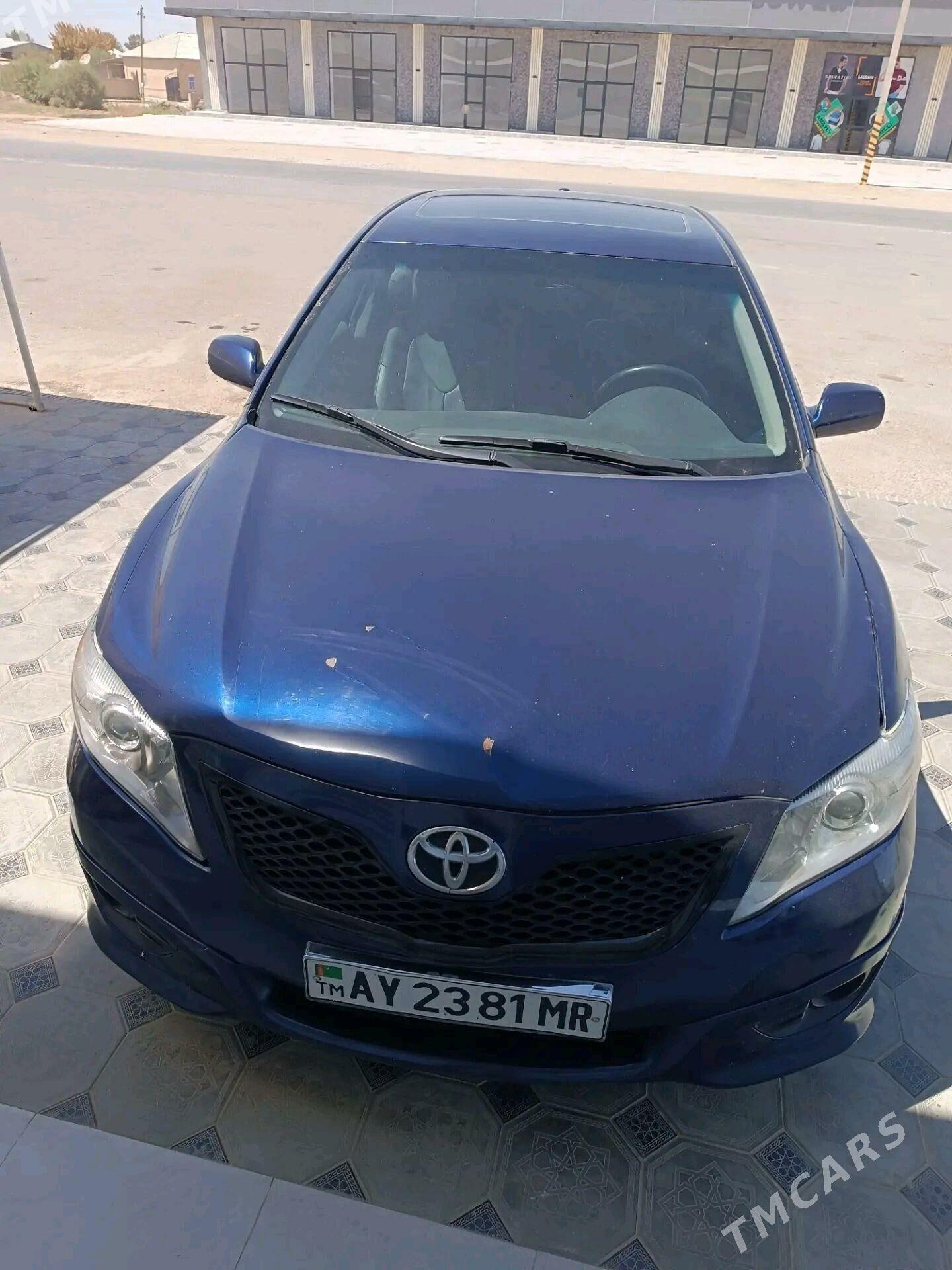 Toyota Camry 2010 - 190 000 TMT - Мары - img 4