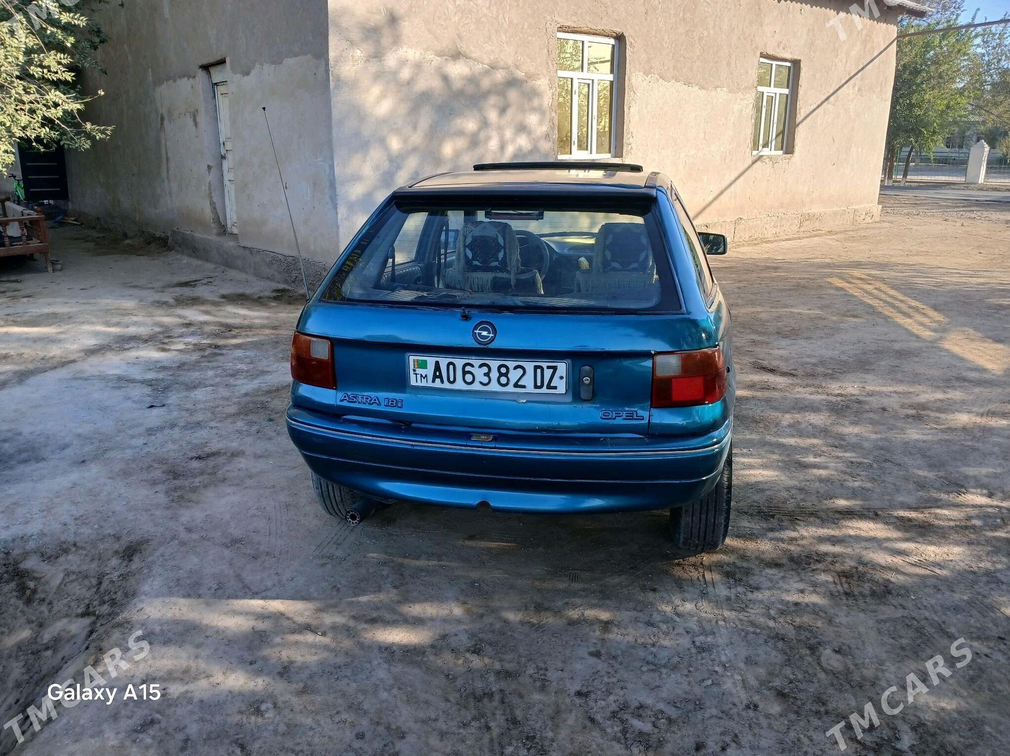 Opel Astra 1992 - 33 000 TMT - Губадаг - img 3