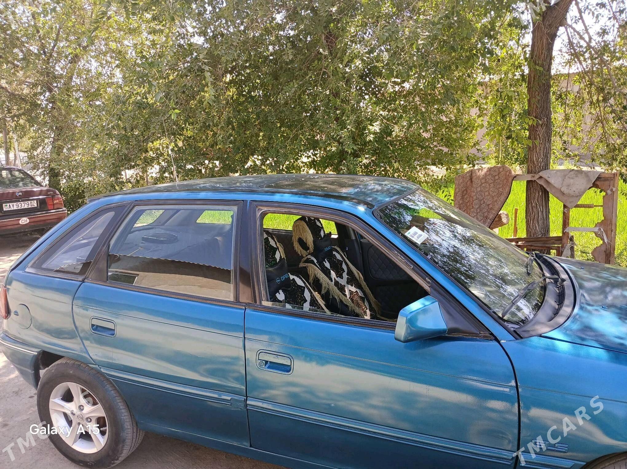 Opel Astra 1992 - 33 000 TMT - Губадаг - img 1