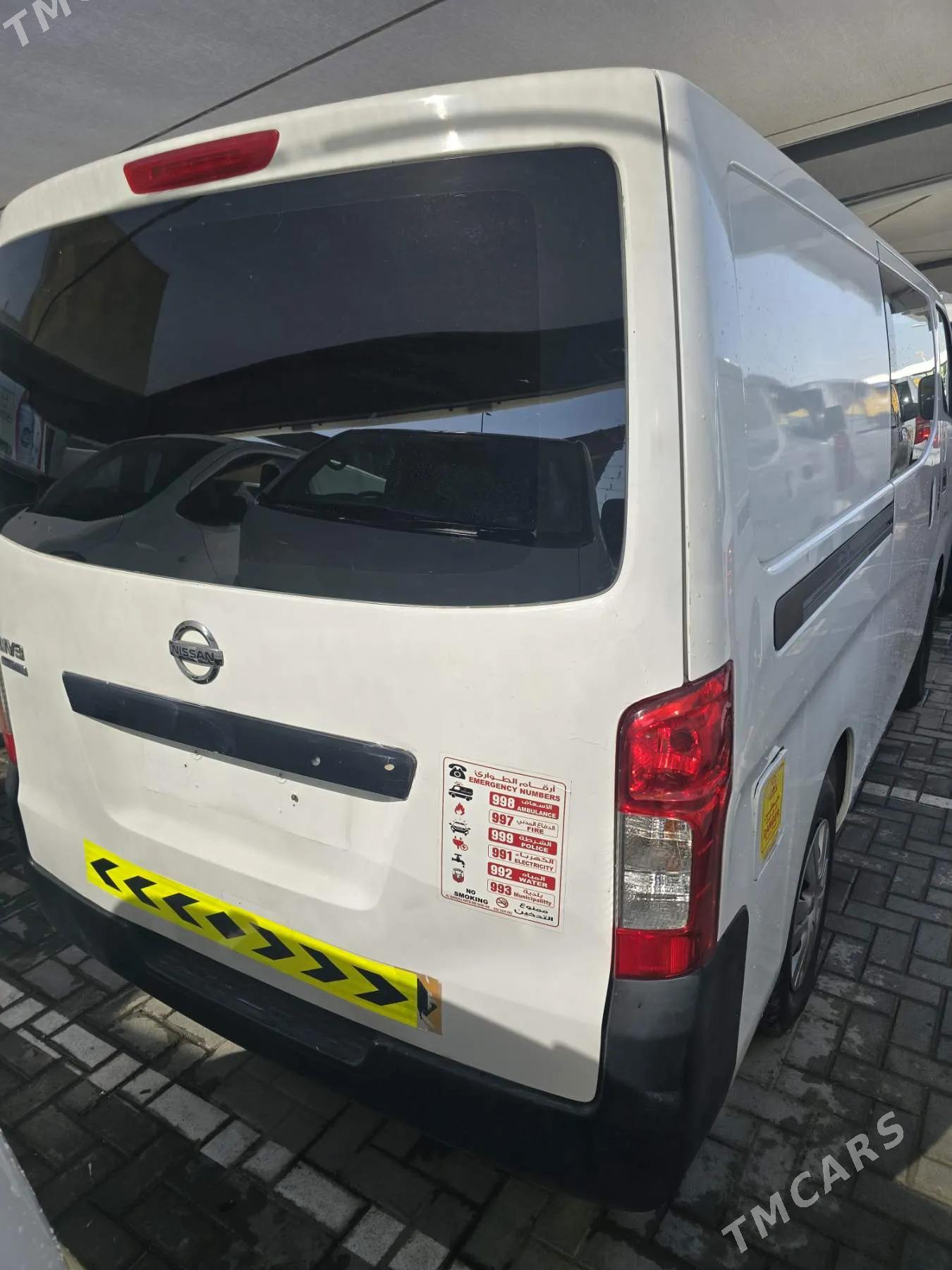 Nissan Urvan 2020 - 310 000 TMT - Мары - img 1