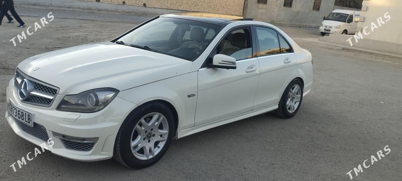 Mercedes-Benz C350 2010 - 220 000 TMT - Туркменабат - img 8