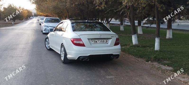 Mercedes-Benz C350 2010 - 220 000 TMT - Туркменабат - img 5