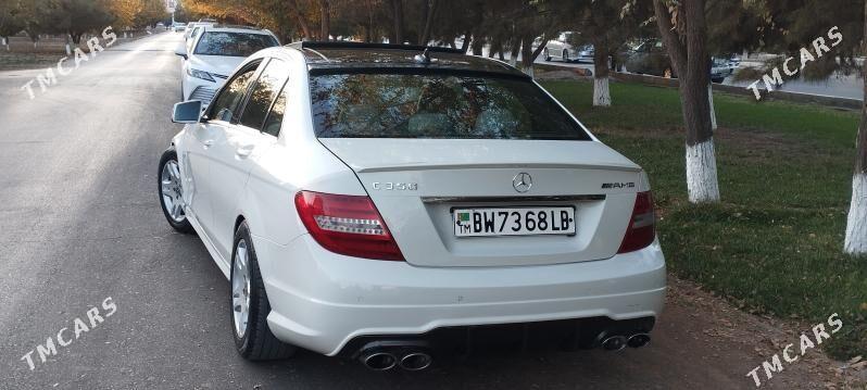 Mercedes-Benz C350 2010 - 220 000 TMT - Туркменабат - img 3