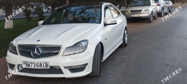 Mercedes-Benz C350 2010 - 220 000 TMT - Туркменабат - img 2