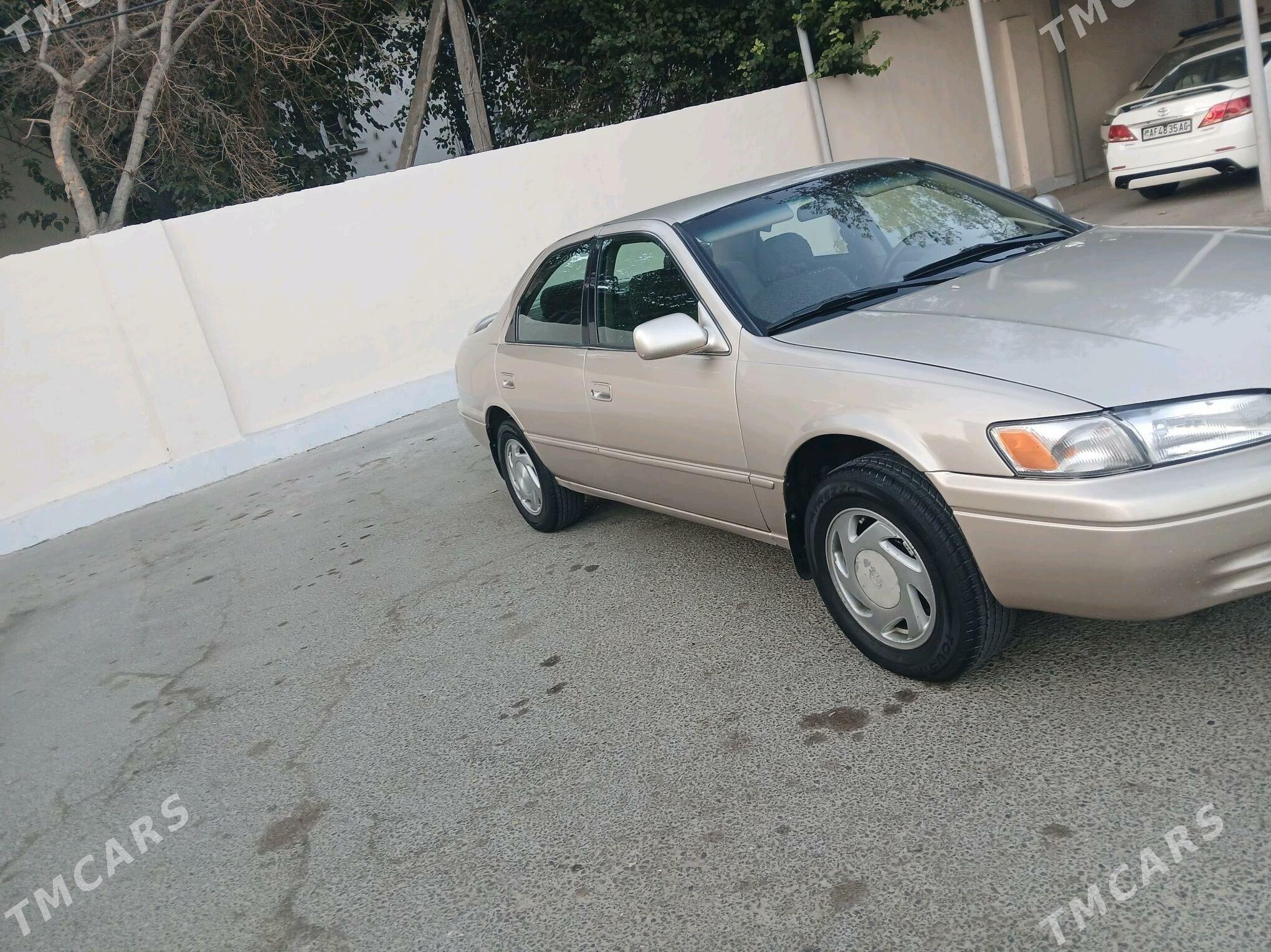 Toyota Camry 1999 - 140 000 TMT - Гёкдепе - img 4