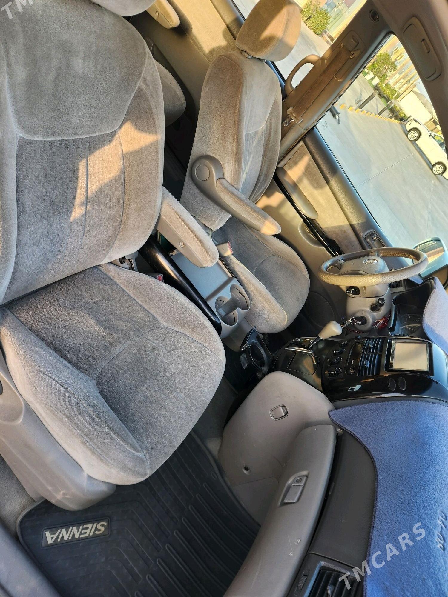 Toyota Sienna 2004 - 220 000 TMT - Mary - img 5