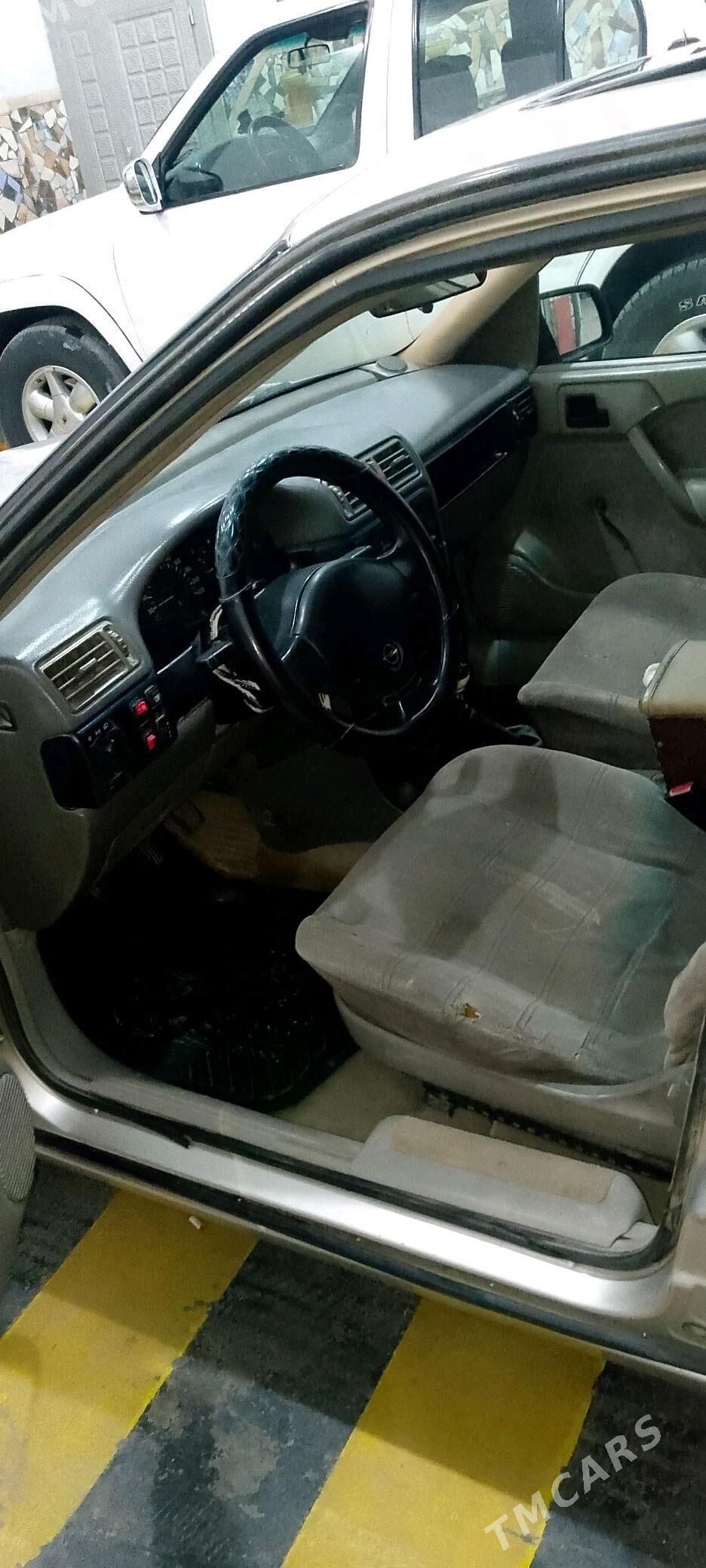 Opel Vectra 1992 - 36 000 TMT - Мары - img 4