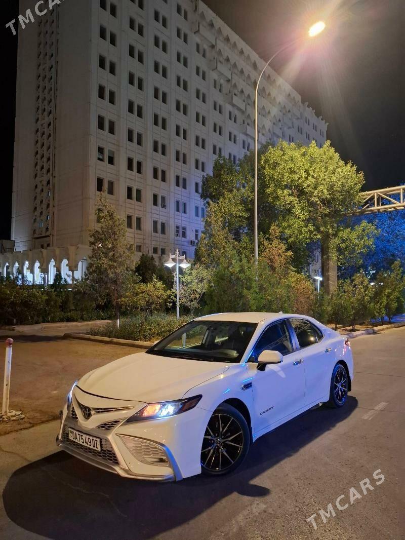 Toyota Camry 2021 - 305 000 TMT - Дашогуз - img 1