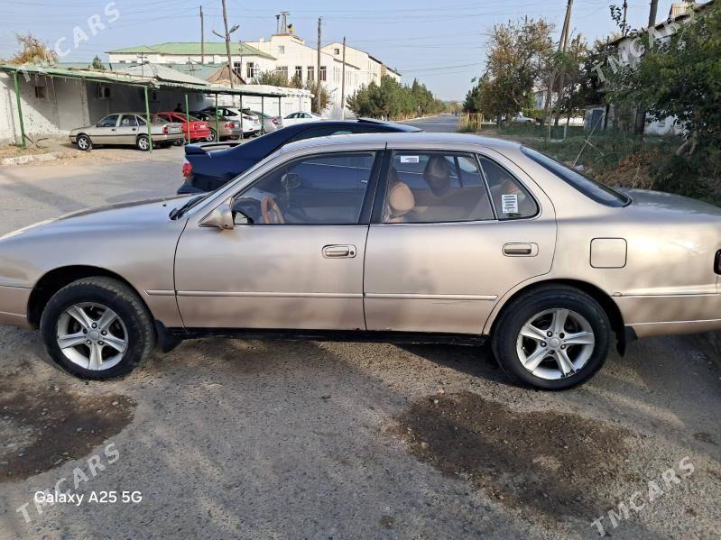 Toyota Camry 1994 - 95 000 TMT - Türkmenabat - img 3