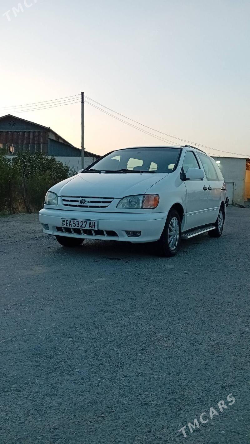 Toyota Sienna 2001 - 140 000 TMT - Bäherden - img 1