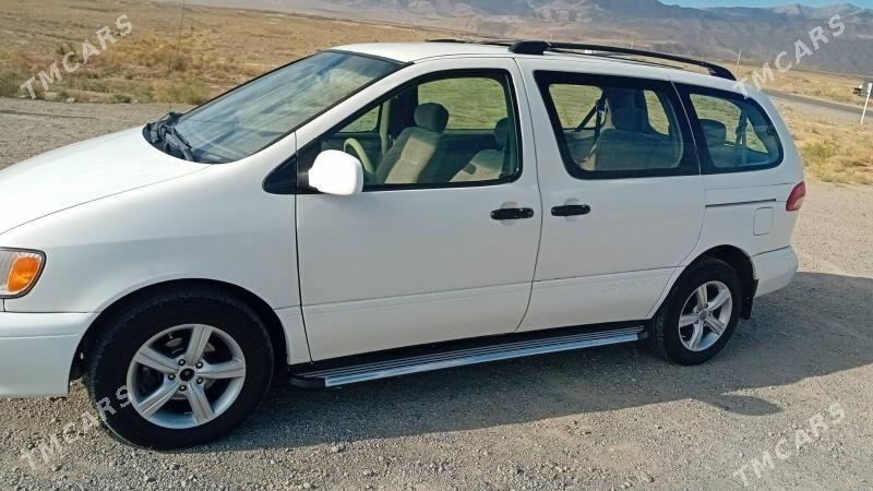 Toyota Sienna 2001 - 140 000 TMT - Bäherden - img 5