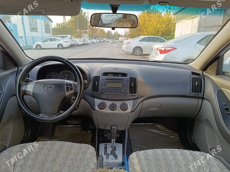 Hyundai Elantra 2010 - 140 000 TMT - Bedew - img 5