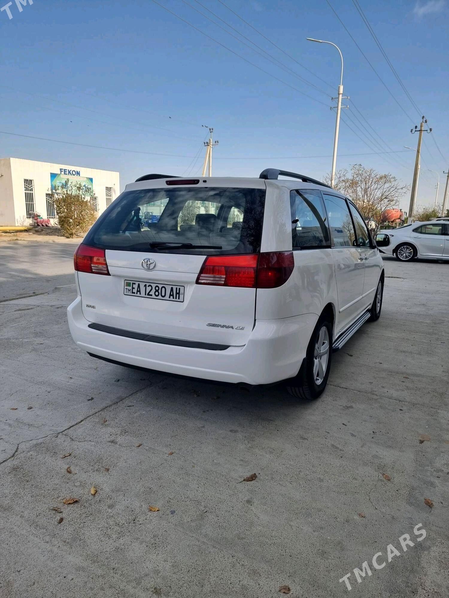 Toyota Sienna 2005 - 195 000 TMT - Bäherden - img 4