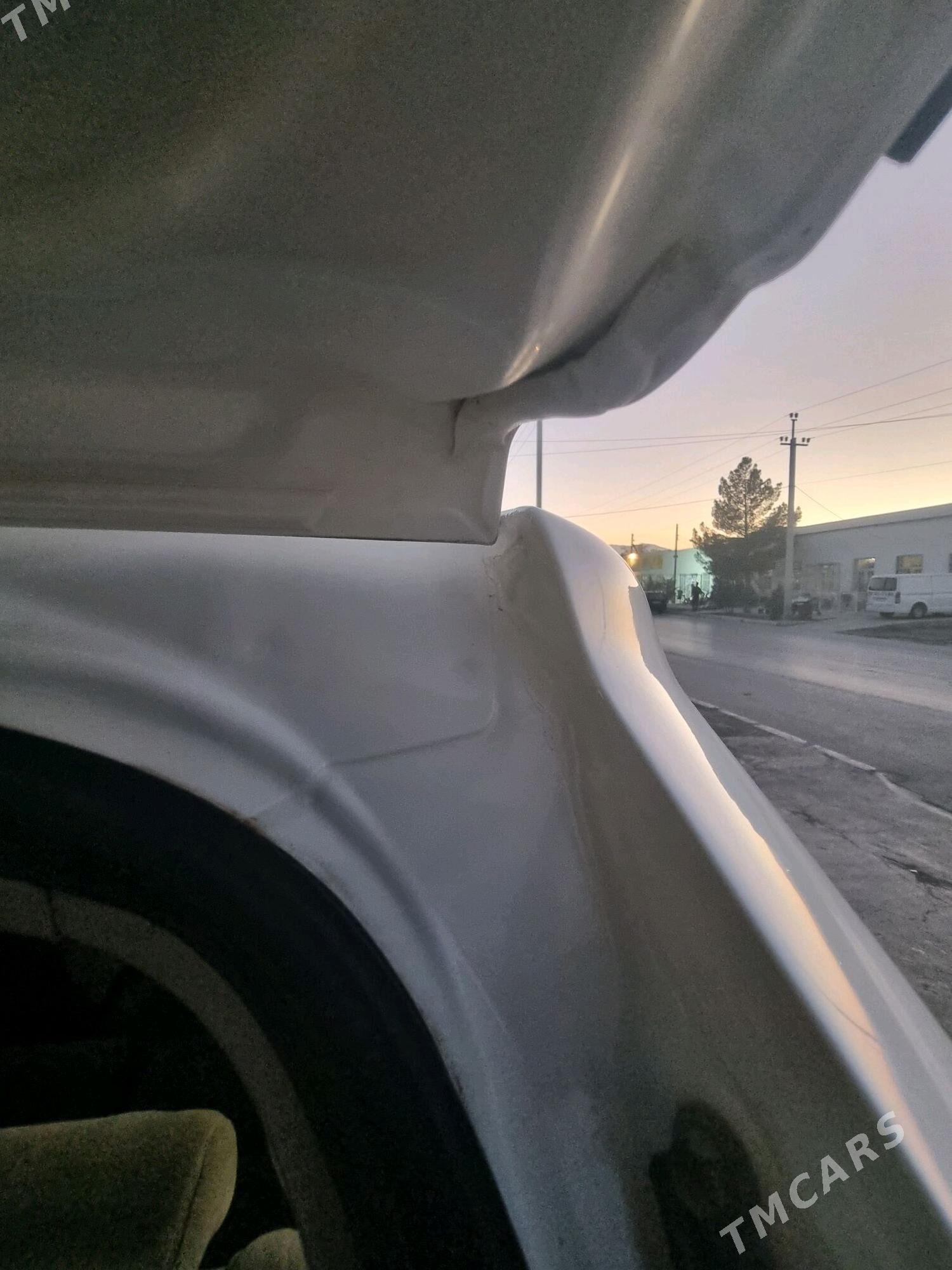 Toyota Sienna 2005 - 195 000 TMT - Bäherden - img 7