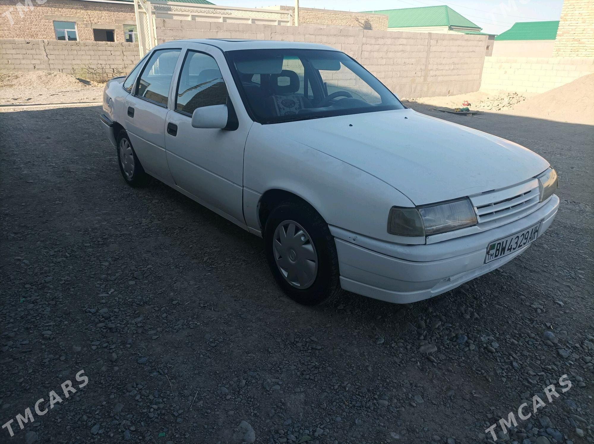 Opel Vectra 1992 - 23 000 TMT - Bäherden - img 2
