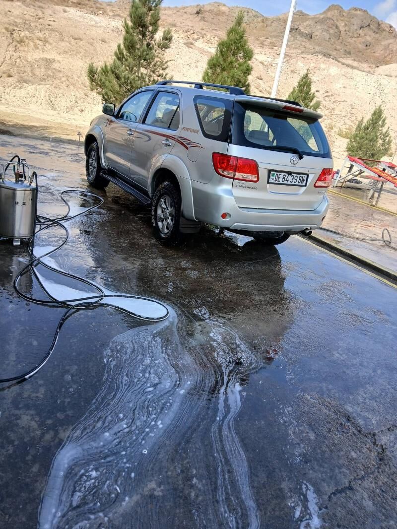 Toyota Fortuner 2006 - 260 000 TMT - Туркменбаши - img 7