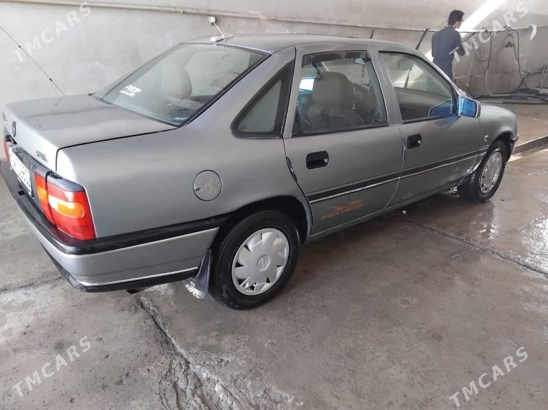 Opel Vectra 1993 - 48 000 TMT - Gubadag - img 6