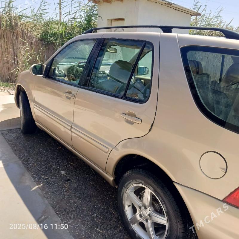 Mercedes-Benz ML350 2003 - 120 000 TMT - Туркменабат - img 1