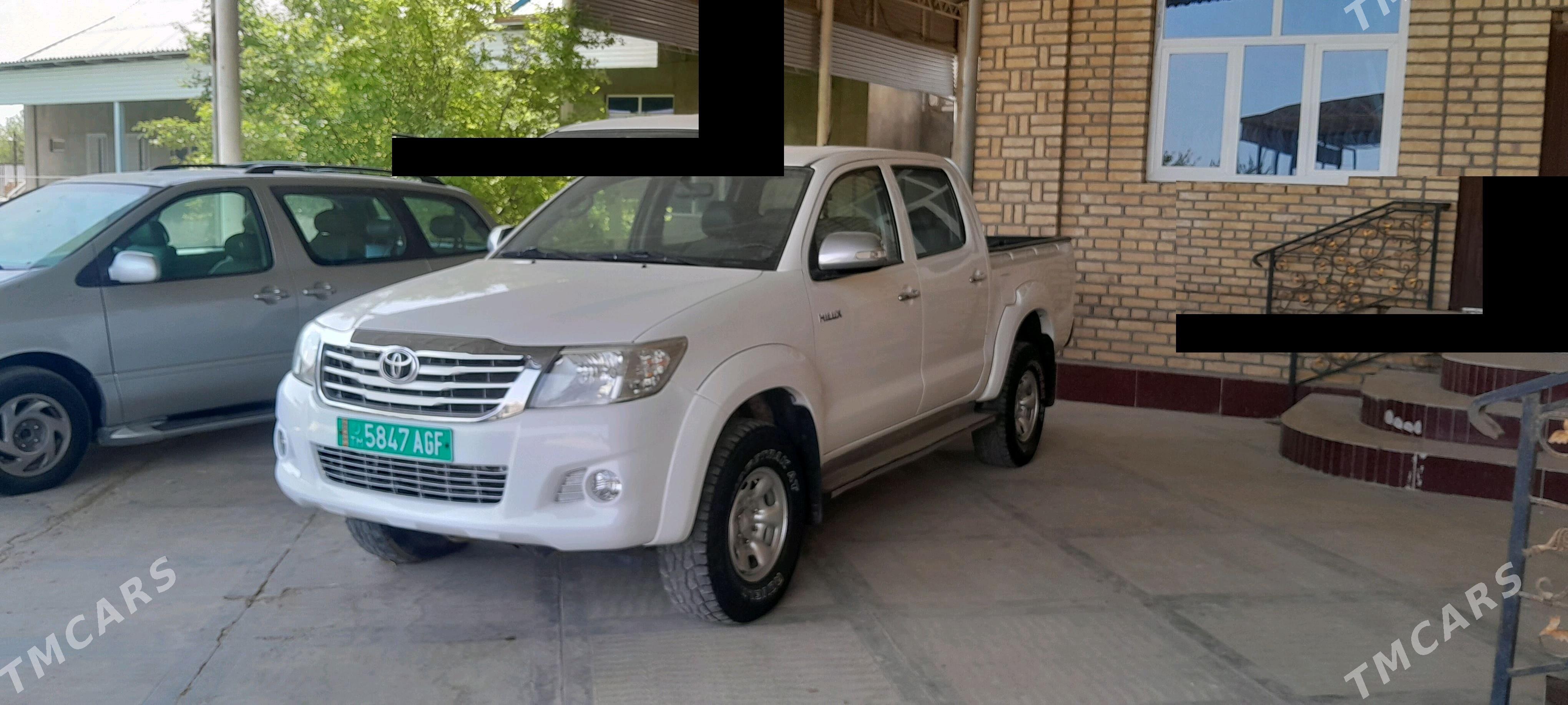 Toyota Hilux 2015 - 290 000 TMT - Mary - img 2