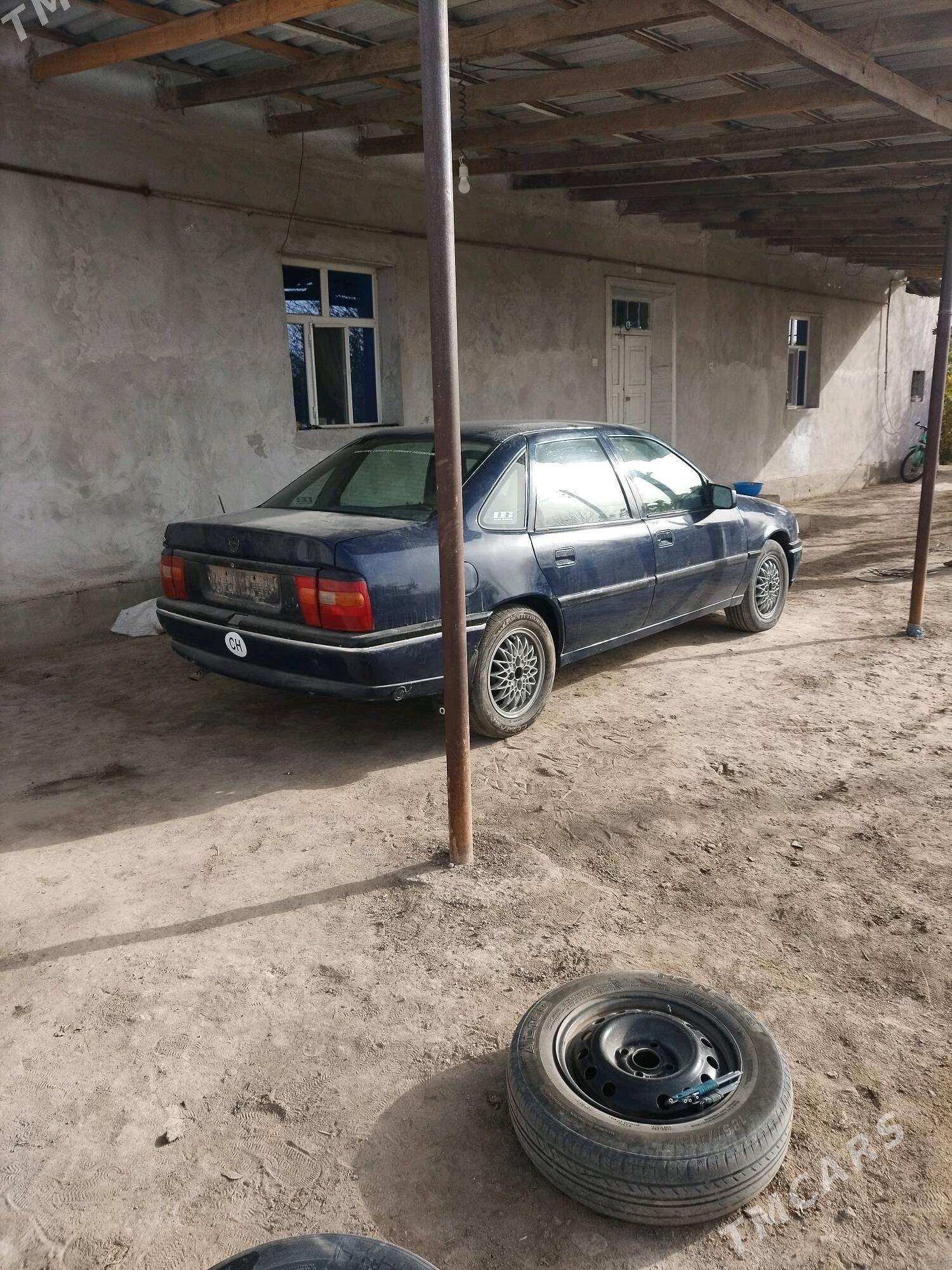 Opel Vectra 1993 - 26 000 TMT - Болдумсаз - img 1