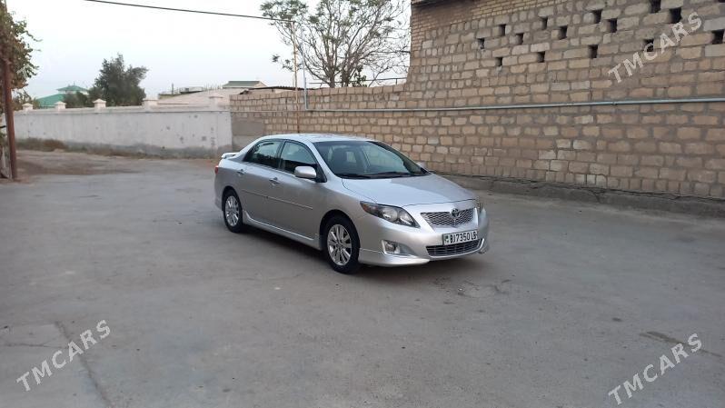 Toyota Corolla 2010 - 160 000 TMT - Туркменабат - img 2