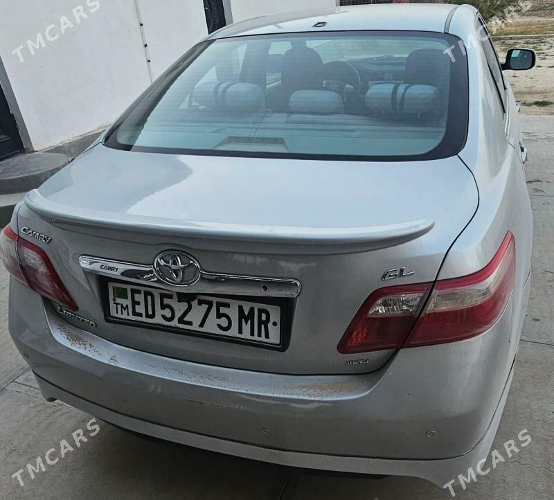 Toyota Camry 2010 - 145 000 TMT - Мары - img 2