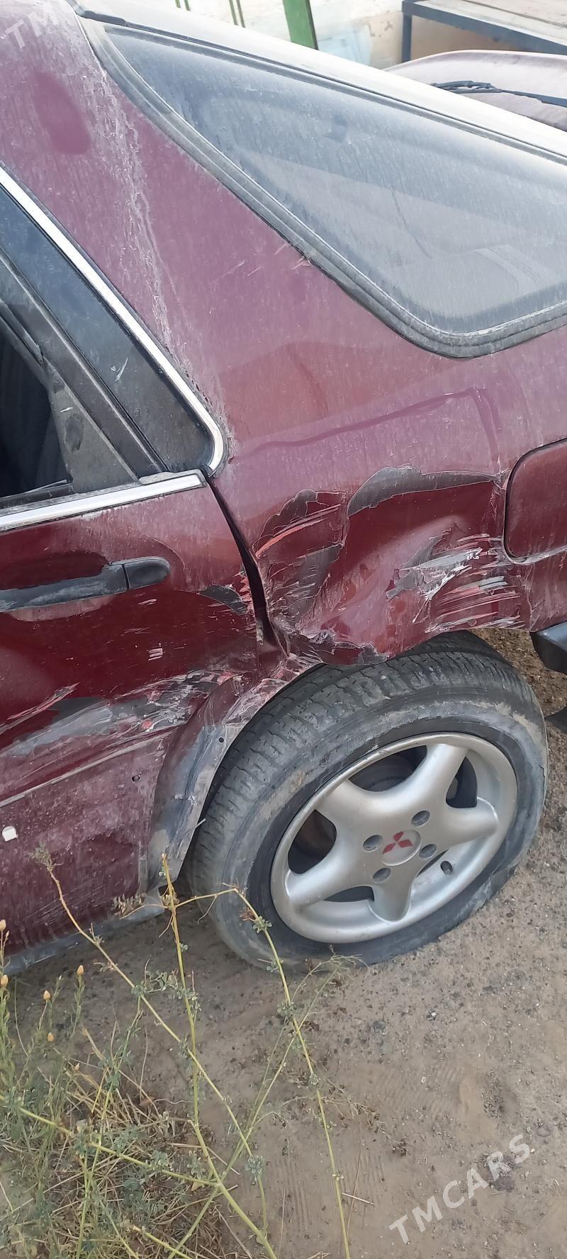 Mitsubishi Galant 1991 - 9 000 TMT - Туркменбаши - img 7