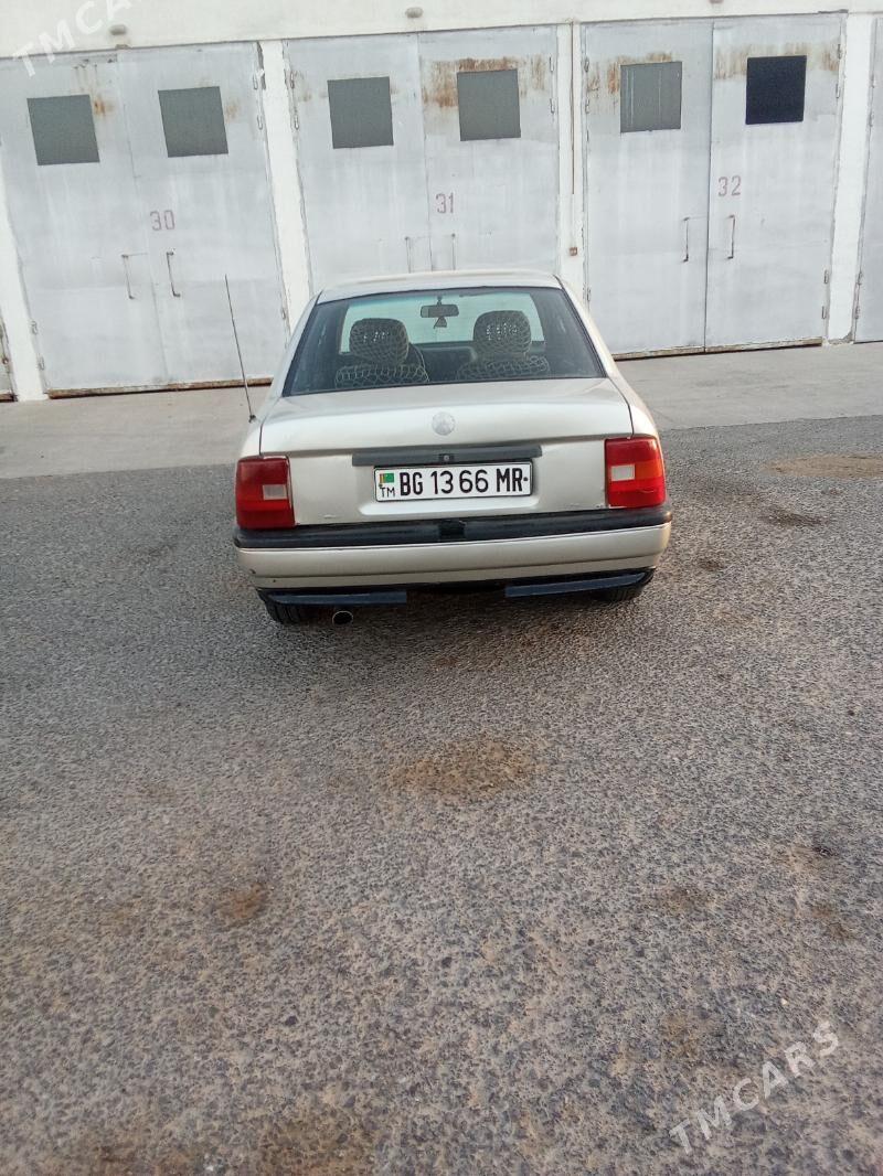 Opel Vectra 1991 - 40 000 TMT - Sakarçäge - img 5