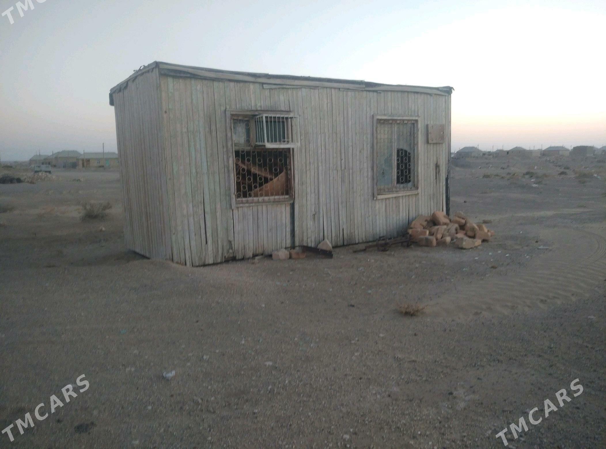 Jay - Гумдаг - img 1