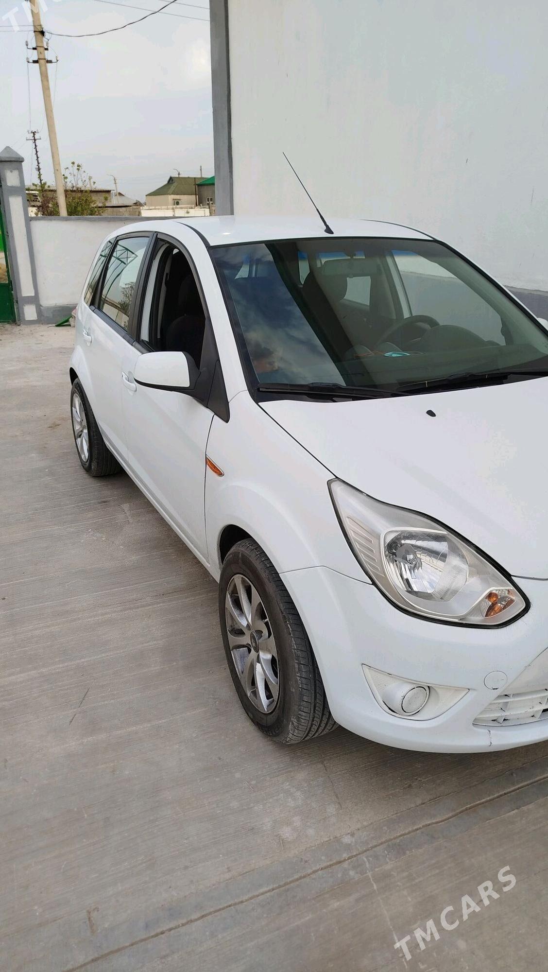 Ford Figo 2012 - 85 000 TMT - Aşgabat - img 1